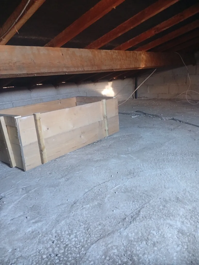 Isolation des combles à Brignoles en laine de verre souffler