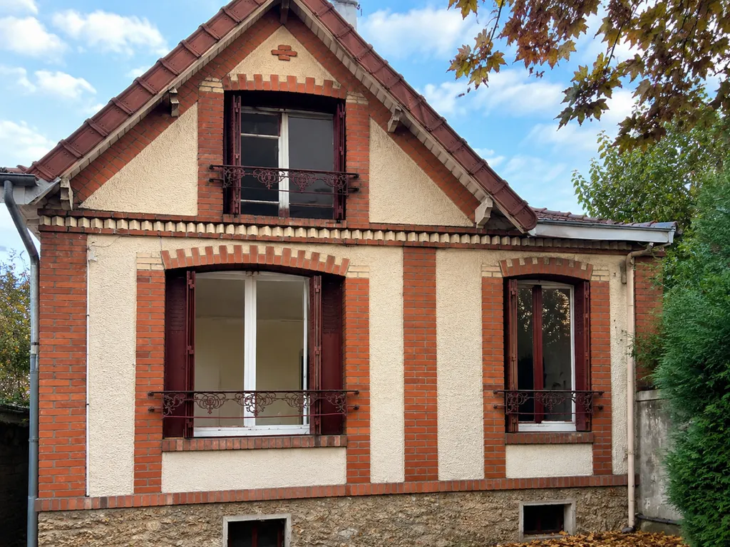 maison à louer proche des Ibis et gare rer A chez Helix immobilier le Vésinet