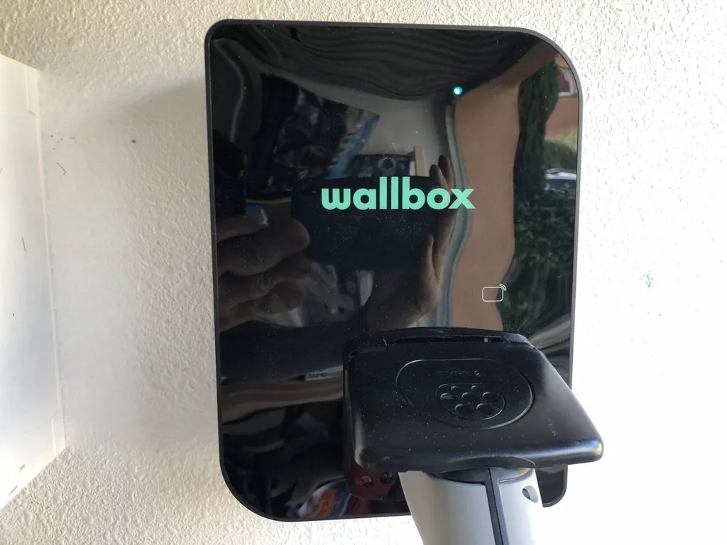 Installation d'une Wallbox pour un particulier à Fuveau
