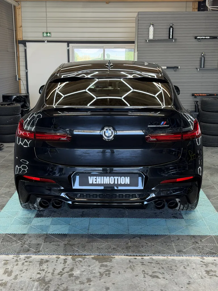 BMW X4 M CompétitionxDrive/ TOIT OUVRANT / HARMAN KARDON/ CAMERA 360/ PACK CARBONE / SIEGE CHAUFFANT AV/AR