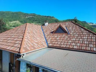 Tuiles métalliques Gerard Rustique en Isère 1de3