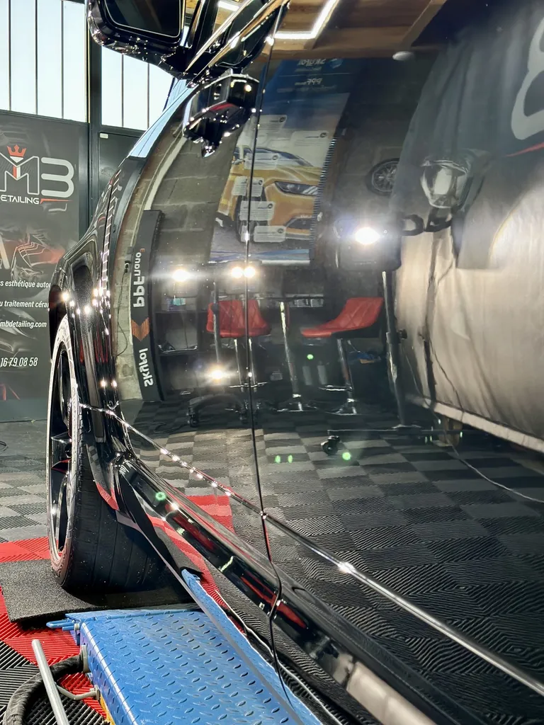 DETAILING auto Lyon protection traitement céramique PPF voiture Land Rover Defender 