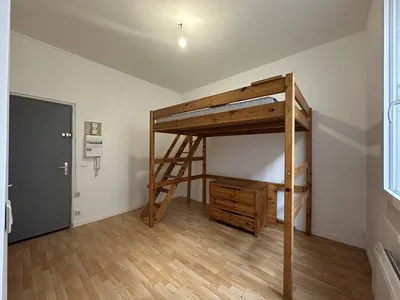 SOUS COMPROMIS Studio en rez-de-chaussée de 17m² en plein cœur de Rouen - Normandie 76.