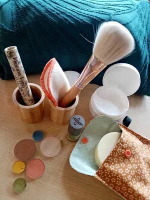 Soins pour la peau éthiques, produits cosmétiques naturels français et gammes de produits d'ésthétiques éco-responsables et vegan chez SAVEUR NATURE à Belleville en Beaujolais