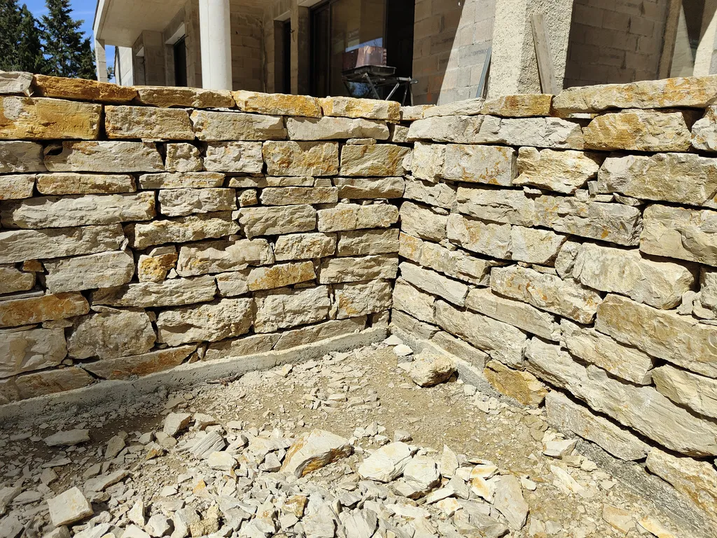 MURET EN PIERRE A BATIR DU LOT