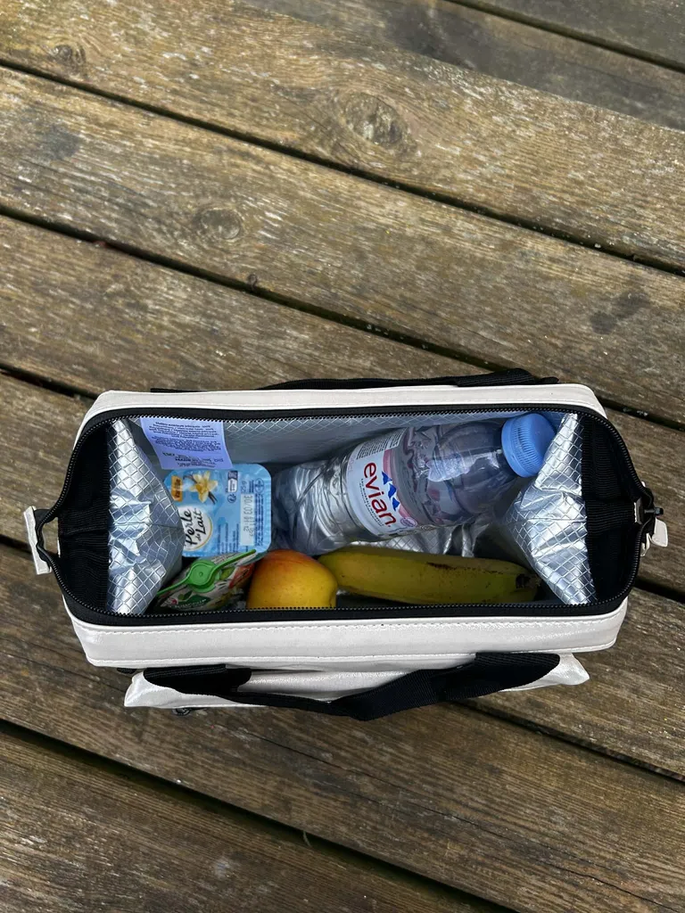 Lunch Bag Cabaia Honolulu disponible chez Evasion à Eu