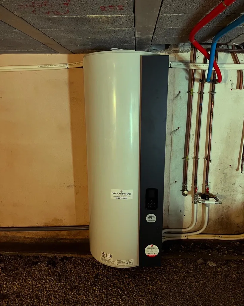 installation d’un chauffe eau thermodynamique Thermor en remplacement de chaudière à villeneuve Loubet 06