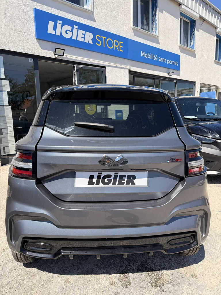 Prix Ligier JS50 neuve hyères