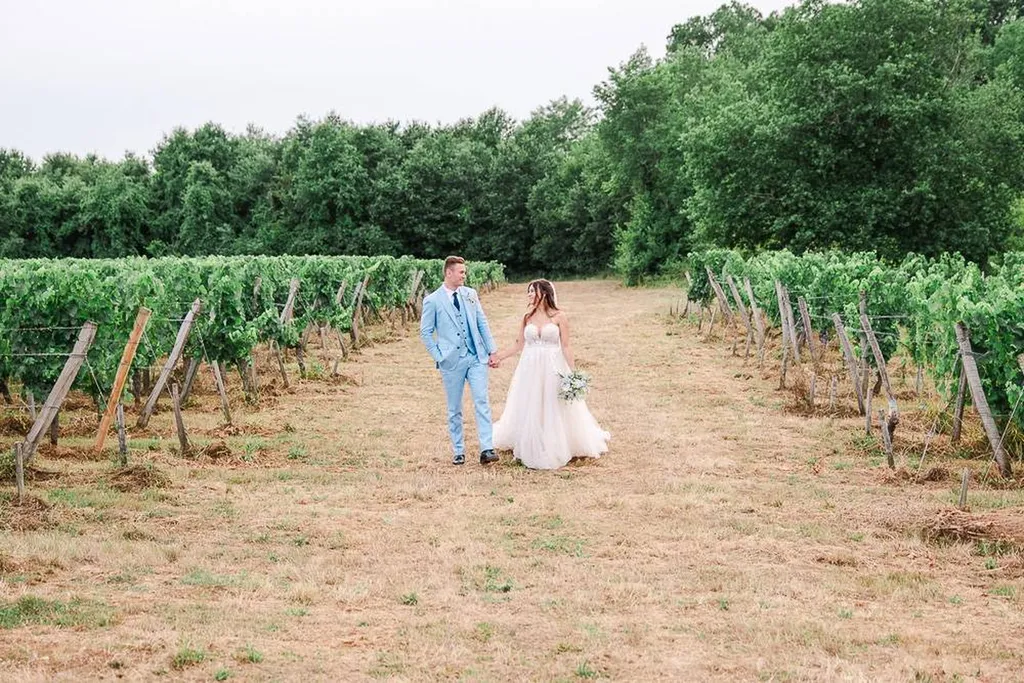 Mathilde et Arthur : Un mariage à la française dans un domaine au coeur des vignobles Bordelais - Les Mariages de Mademoiselle L - Julien Boyer