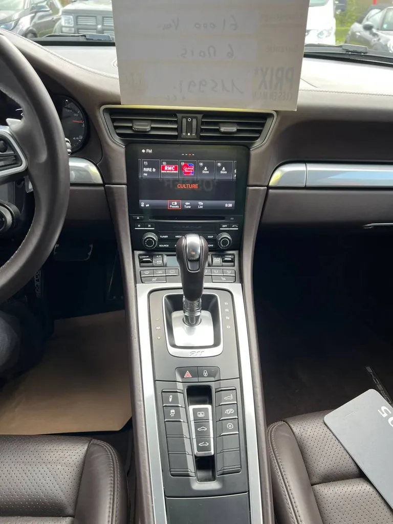 A vendre Porsche 911 Carrera S grise