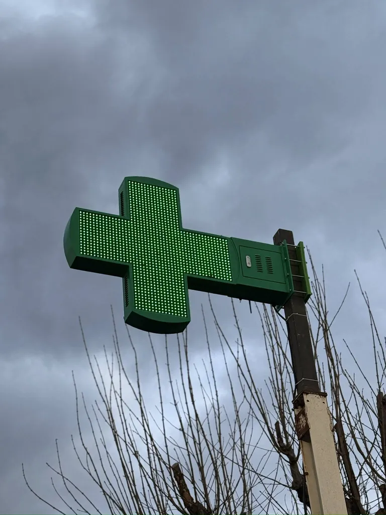 croix de pharmacie pas cher