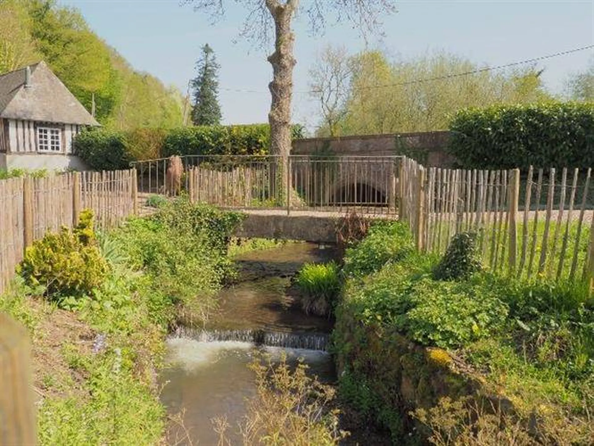 A vendre ENSEMBLE NORMAND, Région Livarot, Calvados 14