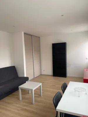 Libre à partir du 03/07/2025