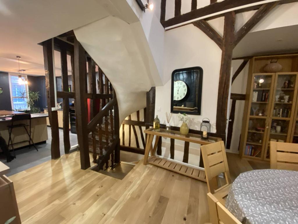 Belle maison atypique avec terrasse - Quartier Vieux-Marché à Rouen