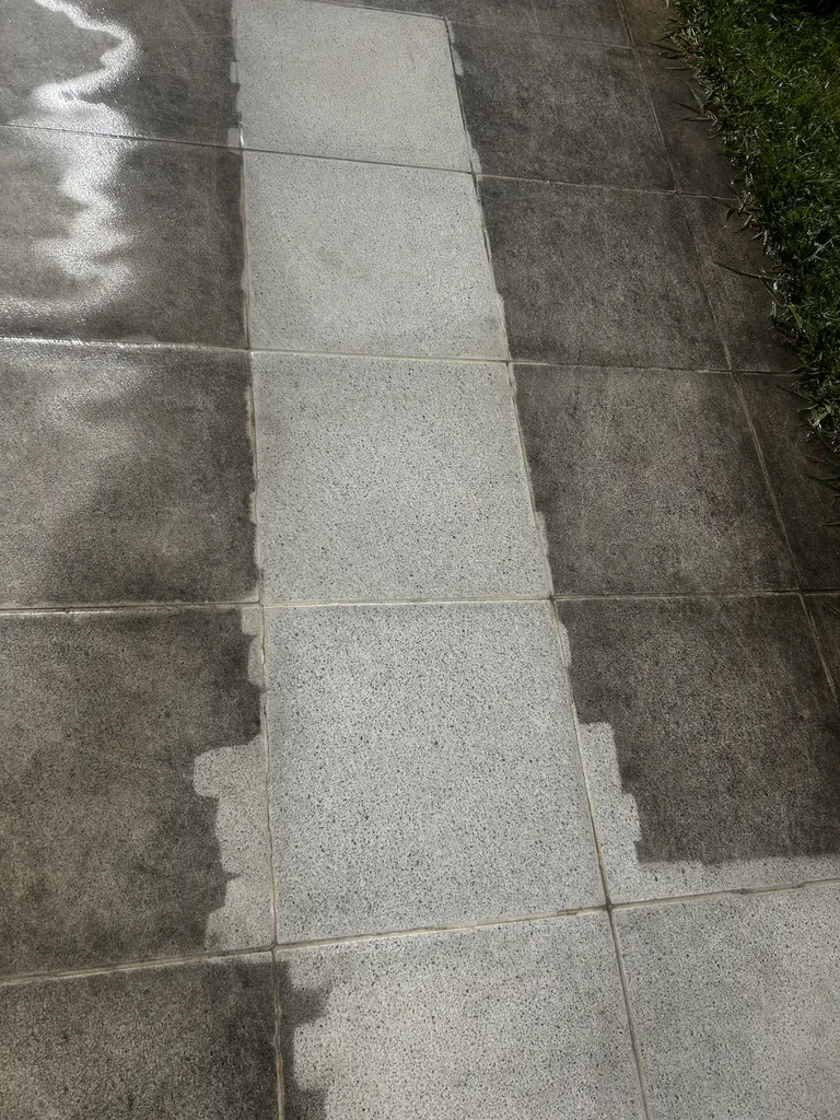 Nettoyage vapeur basse pression d'une terrasse 