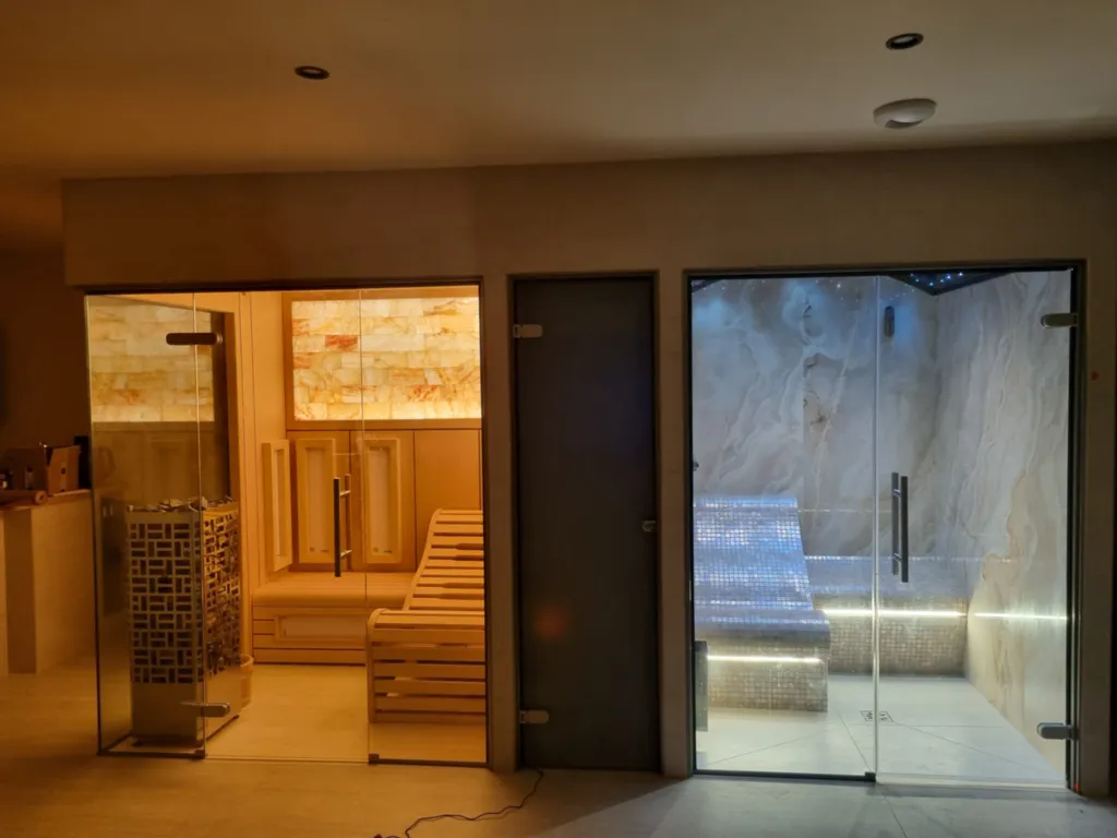 Peut-on combiner hammam et sauna dans une même pièce ?