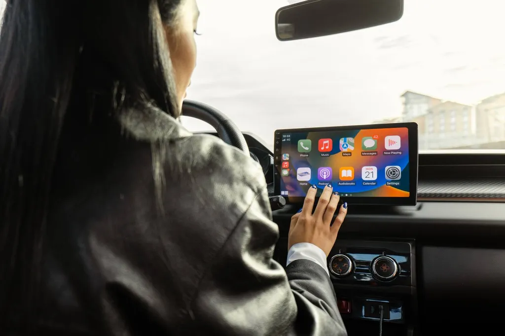 Voiture sans permis avec Carplay Marignane