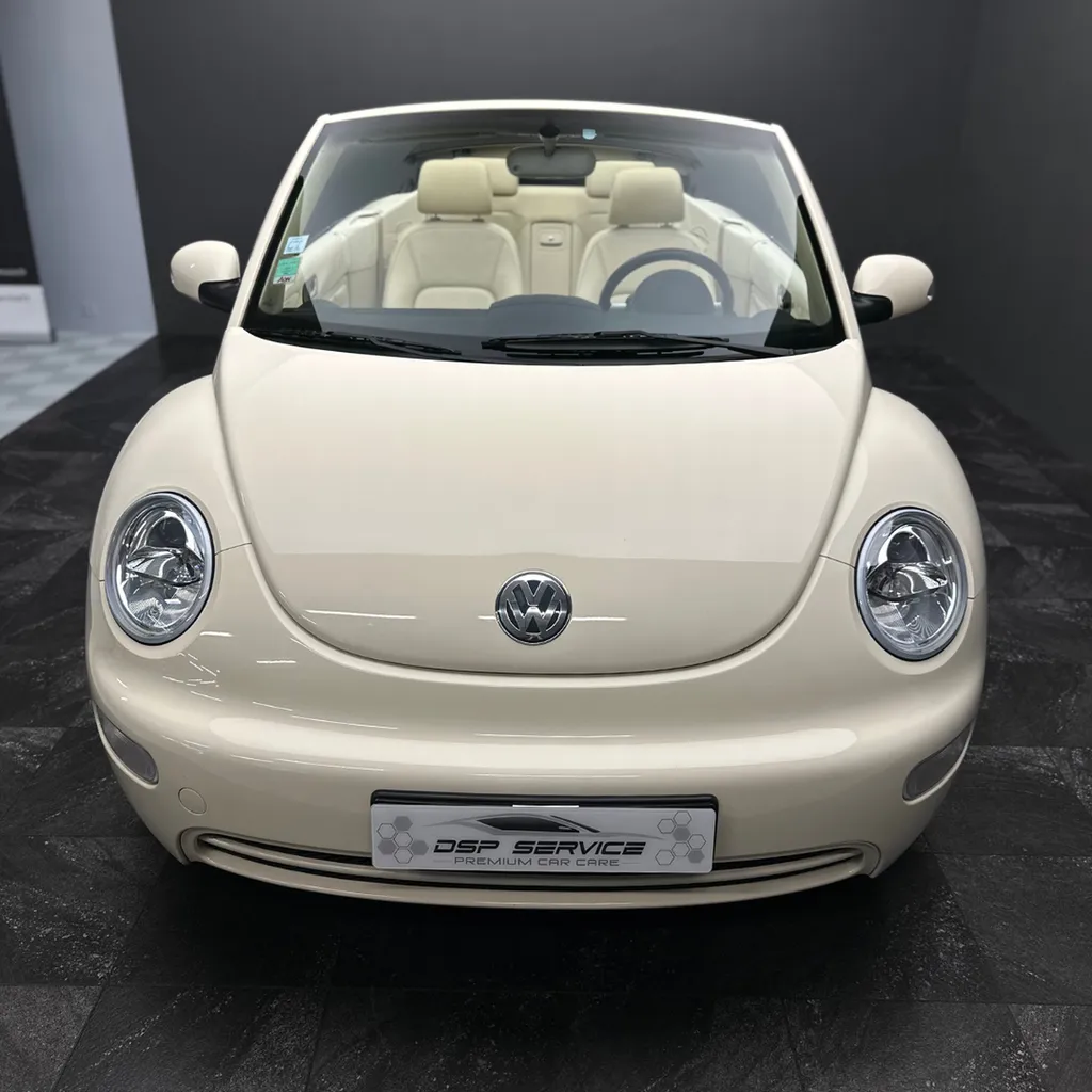 Rénovation intérieure complète d'une Volkswagen New Beetle Le Mans (72)