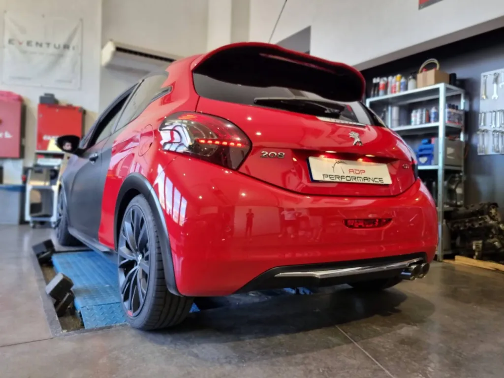 Installation et Fourniture Sortie Inoxcar Peugeot 208 GTI 208cv By Peugeot Sport - ADP-Performance Aix-en-Provence