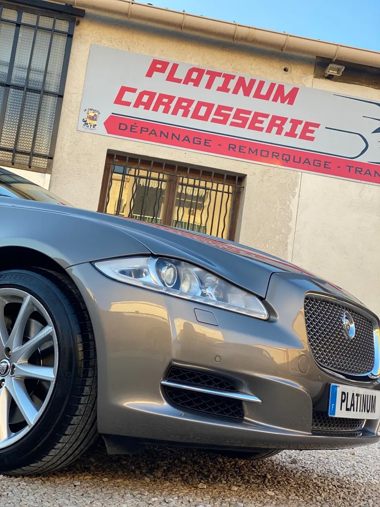 Jaguar XJ Remise en état de la carrosserie