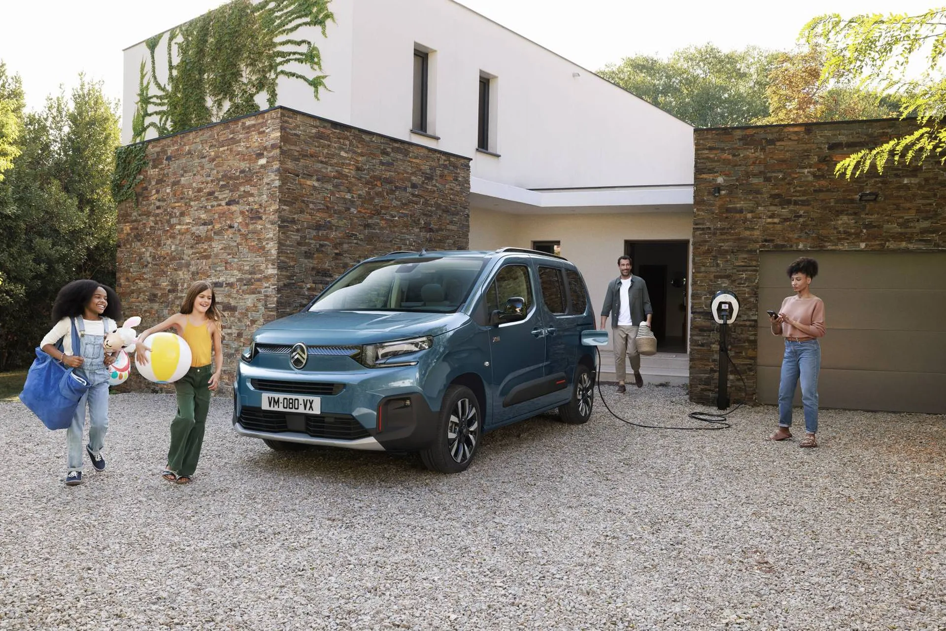 Acheter votre Citroën Ë-BERLINGO : 100% ÉLECTRIQUE proche de ROUEN