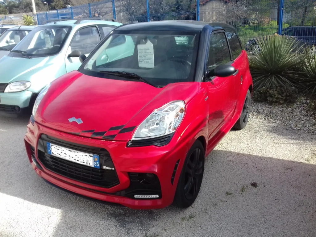 vente voiture sans permis d'occasion LIGIER JS50 Club moteur DCI prés de Toulon var 83