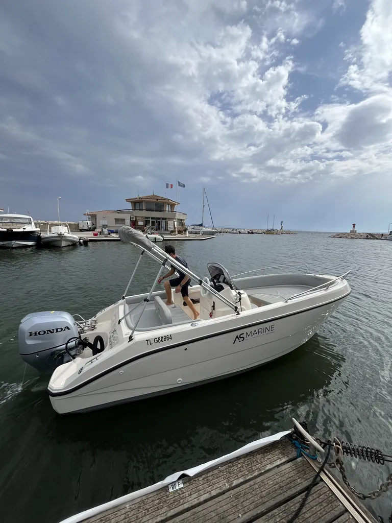 Toni Marine propose à la vente un Eolo AS 19GL Open d'occasion équipé d'un moteur Honda BF100 disponible à La Londe les Maures près de Toulon