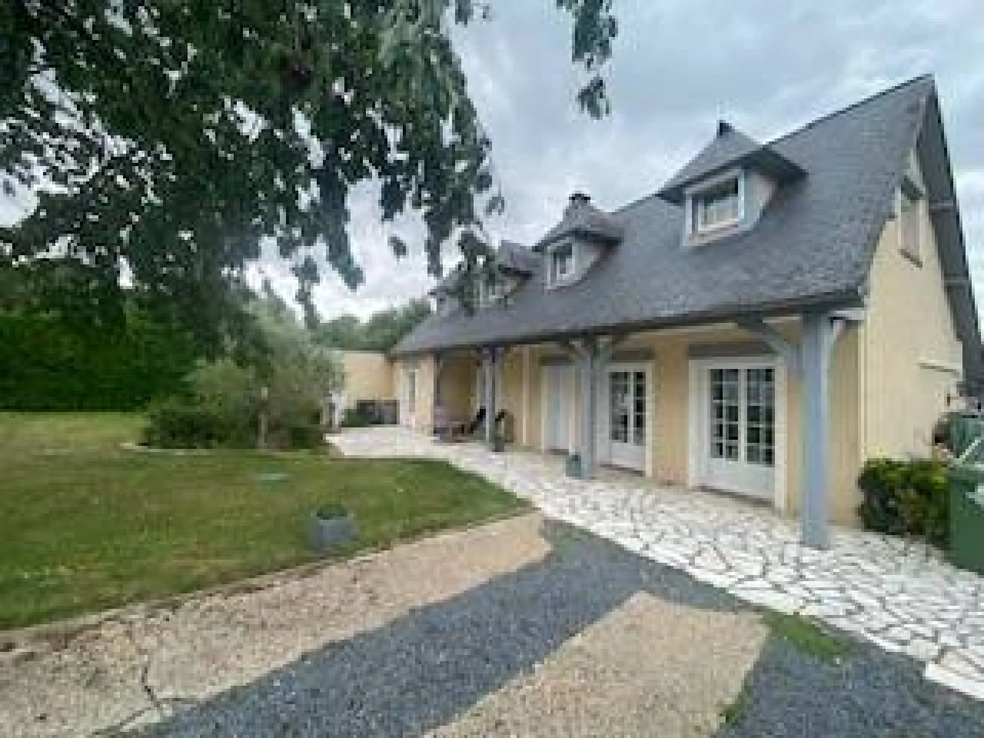 841 m² de terrain clos