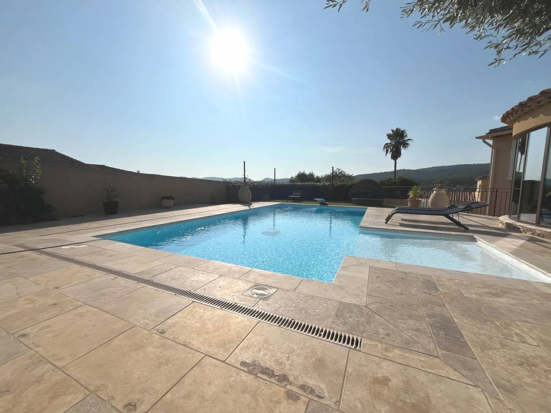 Ceyreste vente maison T5 + T3