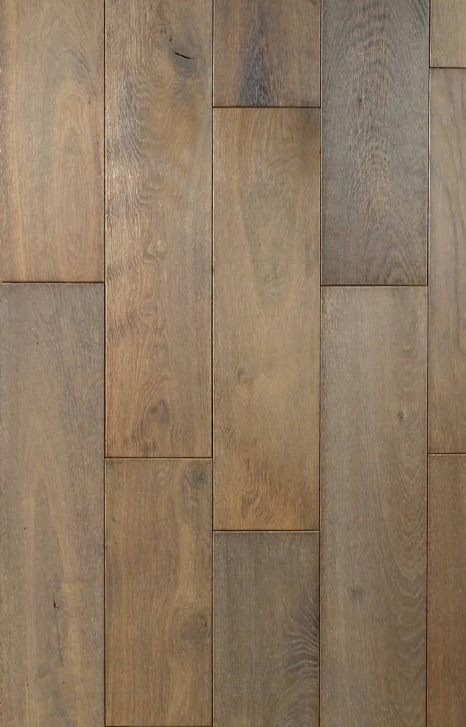 Parquet contrecollé chêne de l'est colori huilé gris