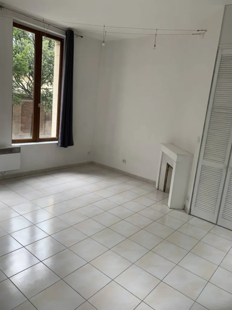 Situé au 36 rue de Lecat à Rouen
