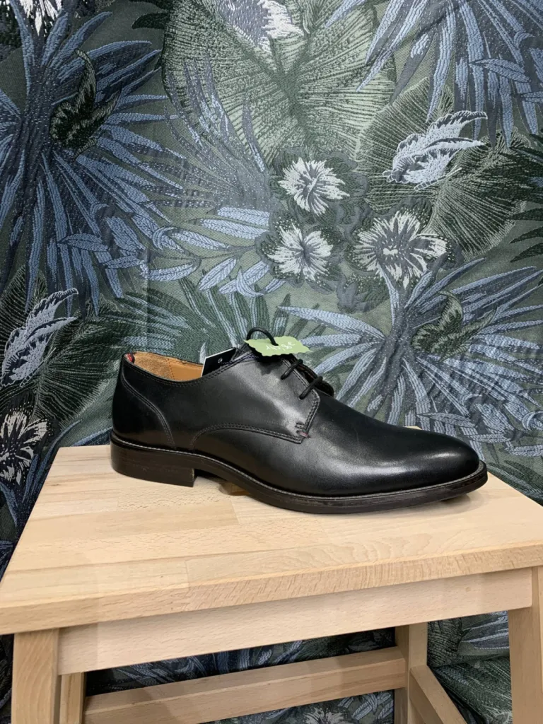 Notre zone d'activité pour ce serviceMagasin de chaussures pour homme haut de gamme