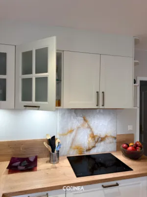 Cuisine Häcker RAVEN RAVENNA sur-mesure blanc mat et bois à Pibrac (31)