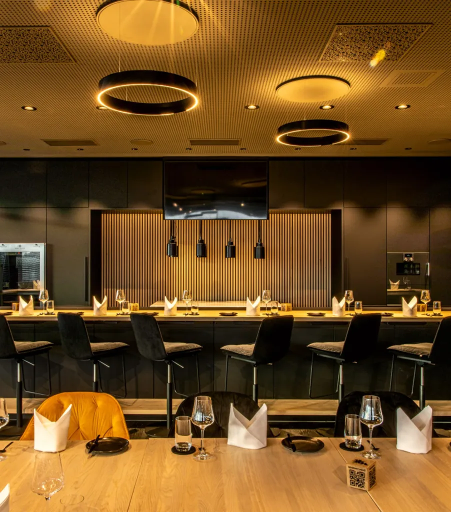 Expérience habitat : ambiances lumineuses et ambiances sonores personnalisées avec scénarios éclairage et audio