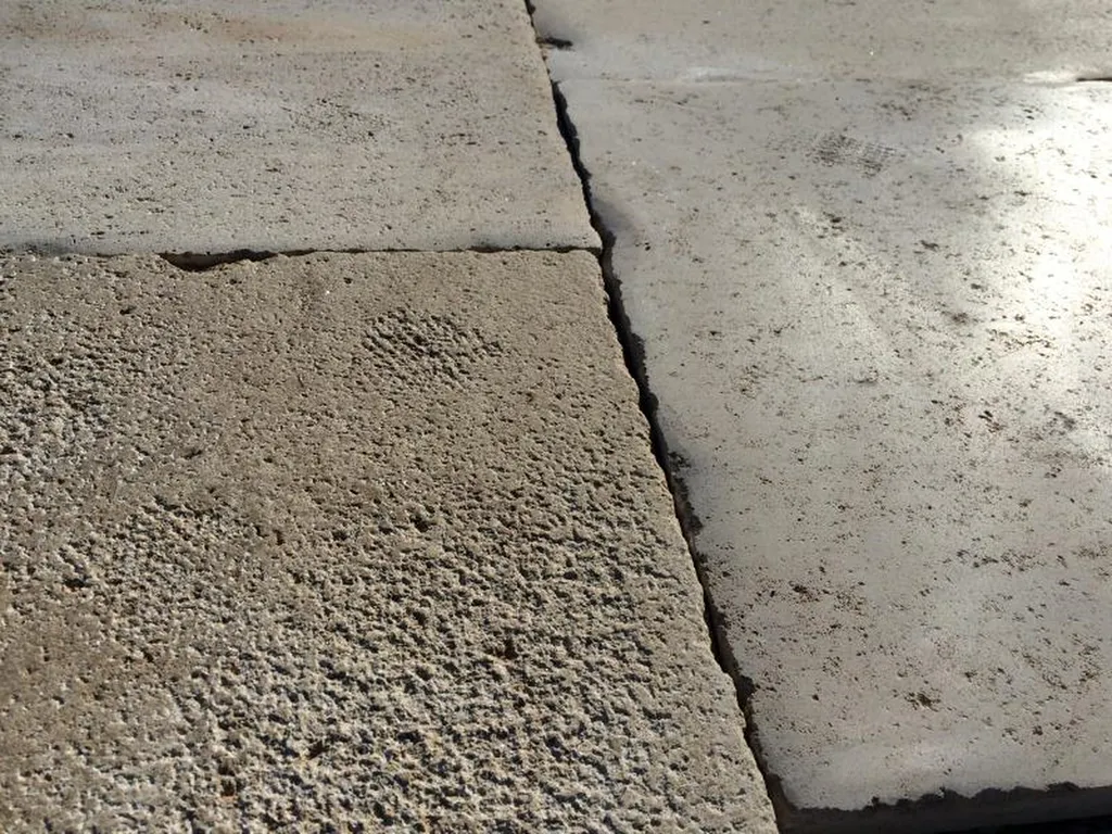 Quelle pierre naturelle choisir pour votre terrasse extérieure durable, esthétique et résistante aux intempéries ?