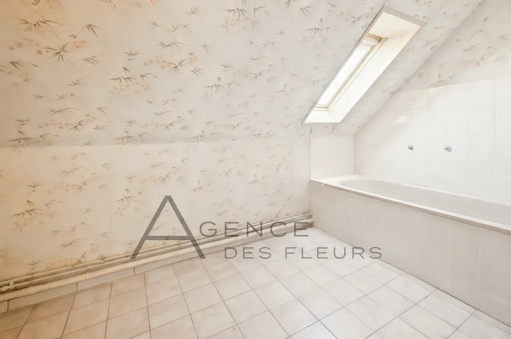 A vendre maison de 141 m² édifiée sur 505 m² de terrain sur la commune de SAINT-AUBIN-LES-ELBEUF 76410