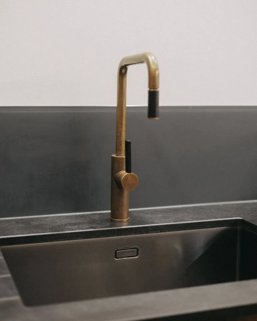 Fabrication d'une cuisine haut de gamme dans les monts d'or