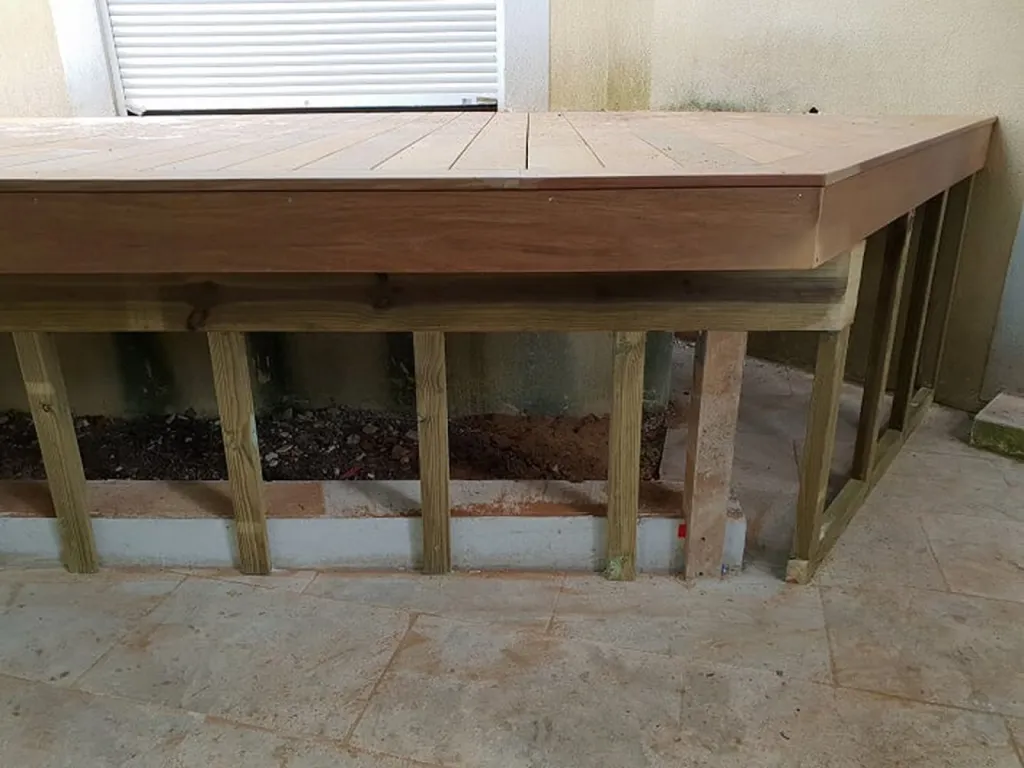 Réalisation d'une terrasse surélevée en Ipé dans le 13