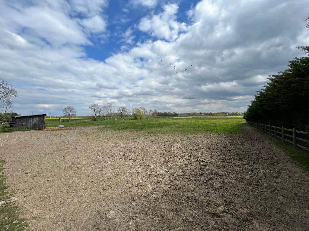 A saisir propriété équestre de 6 hectares avec maison de 151 m² sur la commune MONTFORT SUR RISLE
