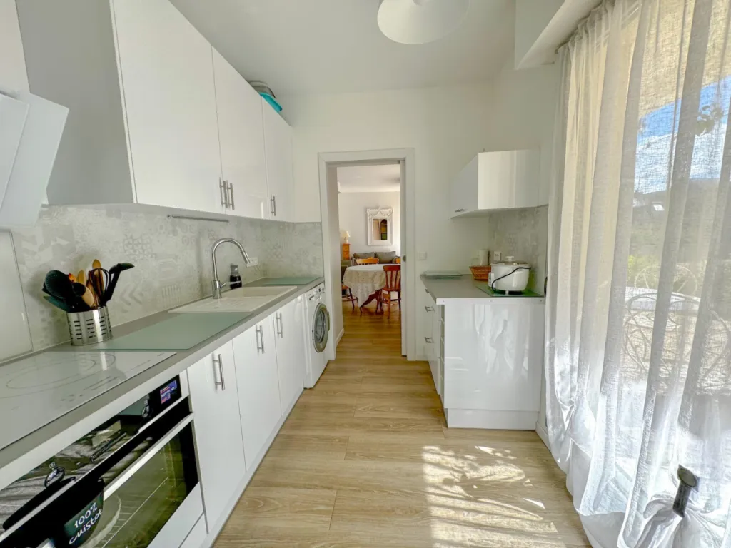 À vendre, appartement T3, avec terrasse de 35 m² et parking en option*