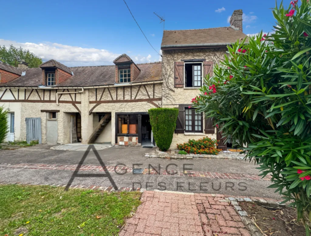 A vendre, maison normande de 124 m2 avec dépendance située à Tourville-la-Rivière