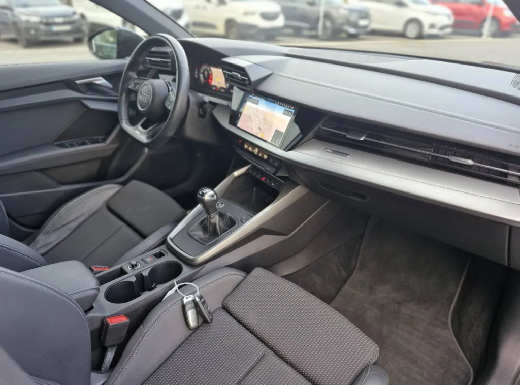 AUDI A3 BERLINE 35 TFSI S LINE / Matrix Led / Bang&Olufsen / Toit ouvrant / OCCASION PRES DE TOULOUSE EN OCCITANIE