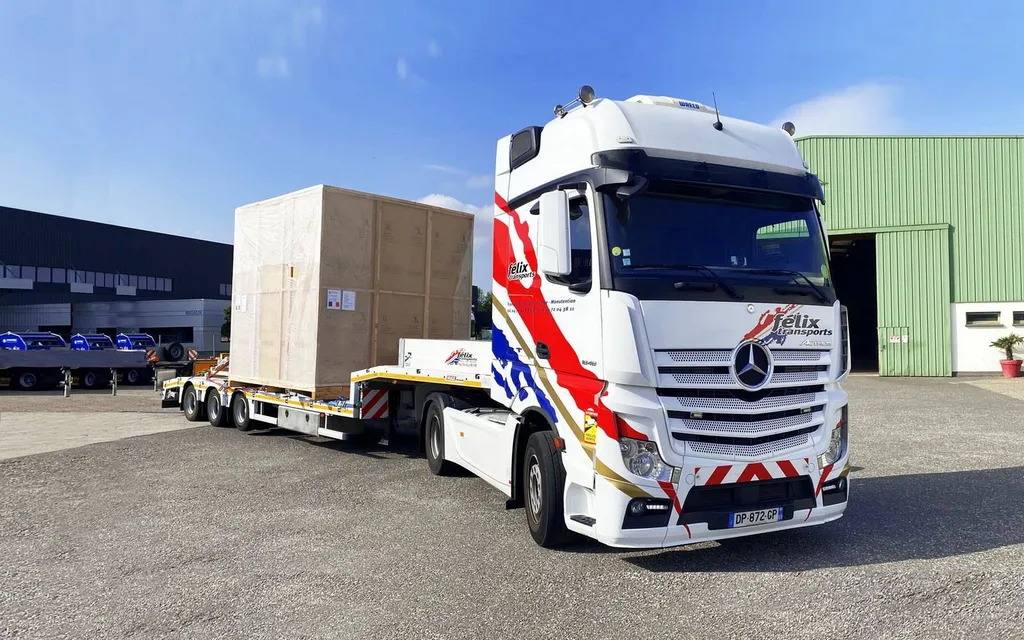Transports spéciaux de matériels lourds à Décines Charpieu 69