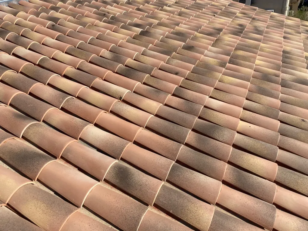 Actuellement nouveau chantier de changement de toiture près de Aix en Provence