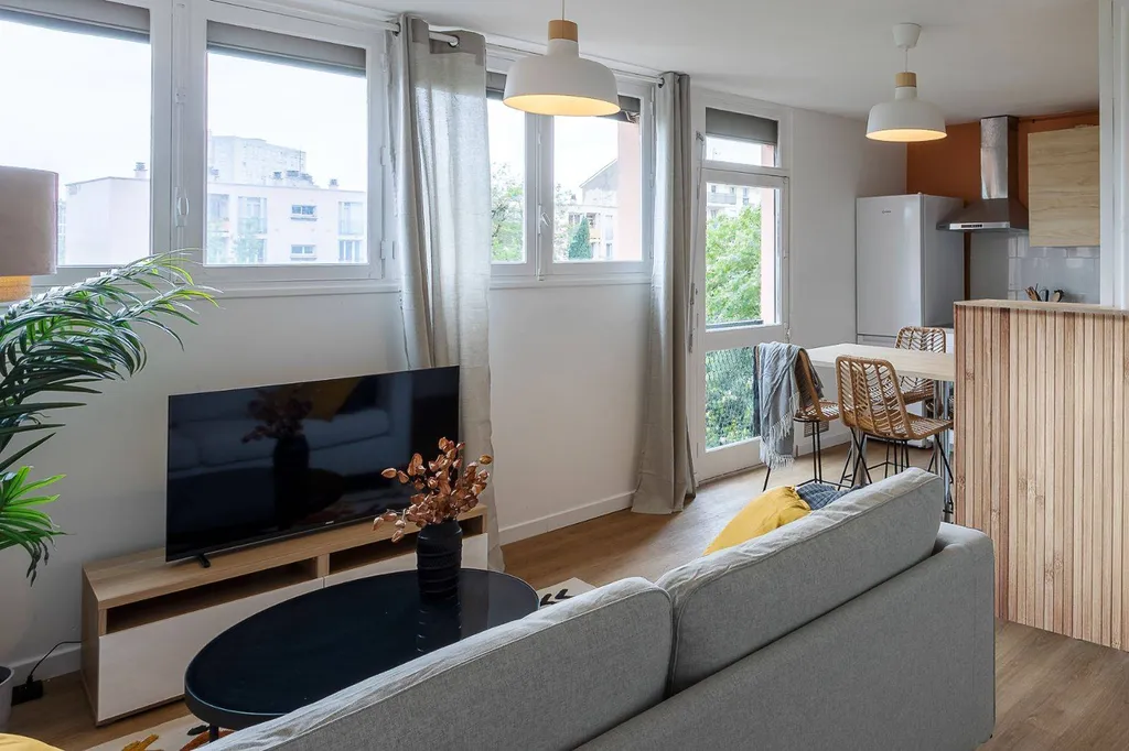 Chambre dans joli T4 meublé en Colocation au sein du quartier Patte d'Oie / Arènes à Toulouse  