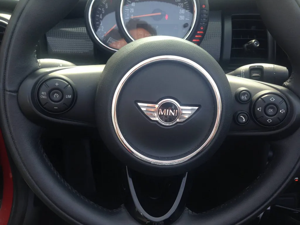 Volant multifonction sur Mini cooper