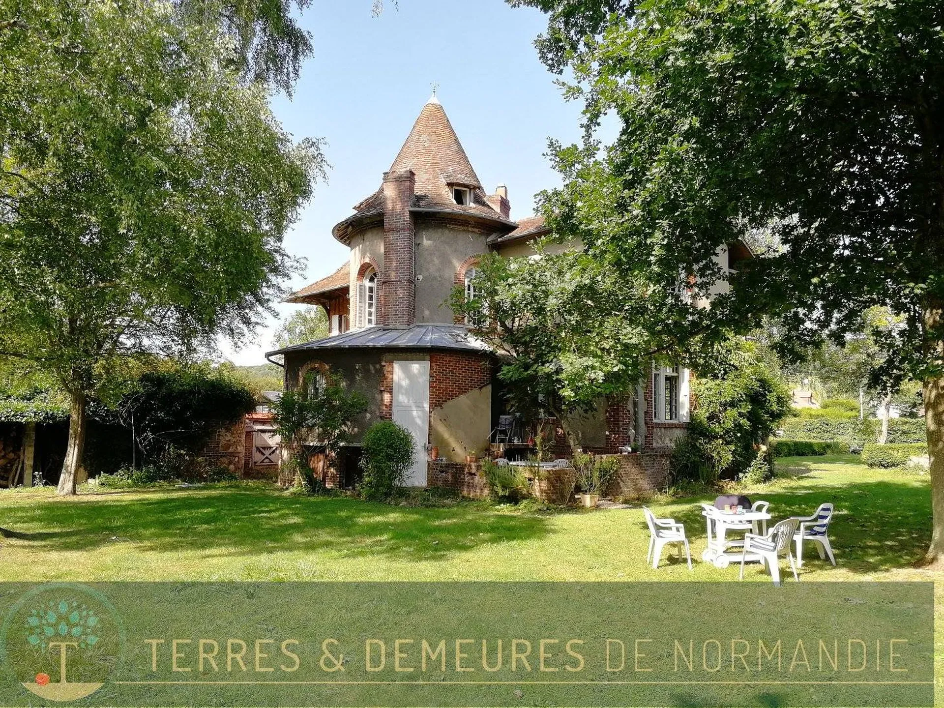 Achat demeure de caractère dans un environnement calme de sans vis-à-vis Cormeilles 27260