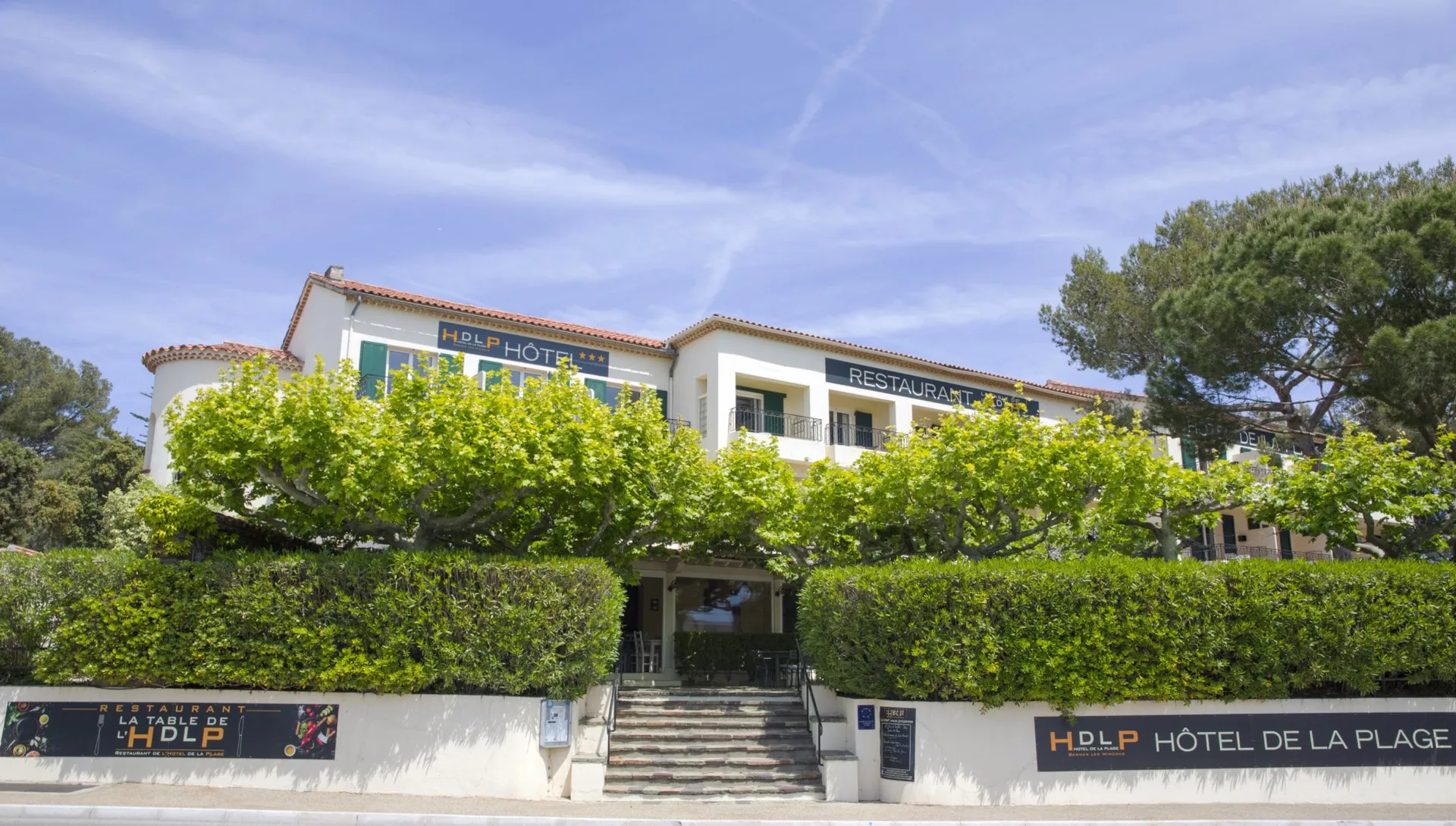 Hôtel De La Plage - HDLP de Bormes Les Mimosas (Var 83) proche du Lavandou et La Londe