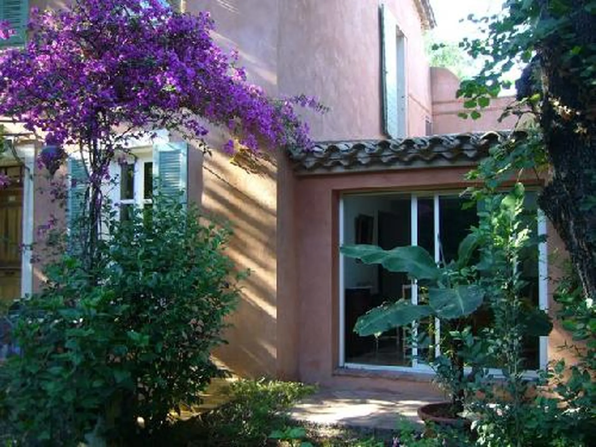 Vente maison La Ciotat proche commodités avec terrain paysager