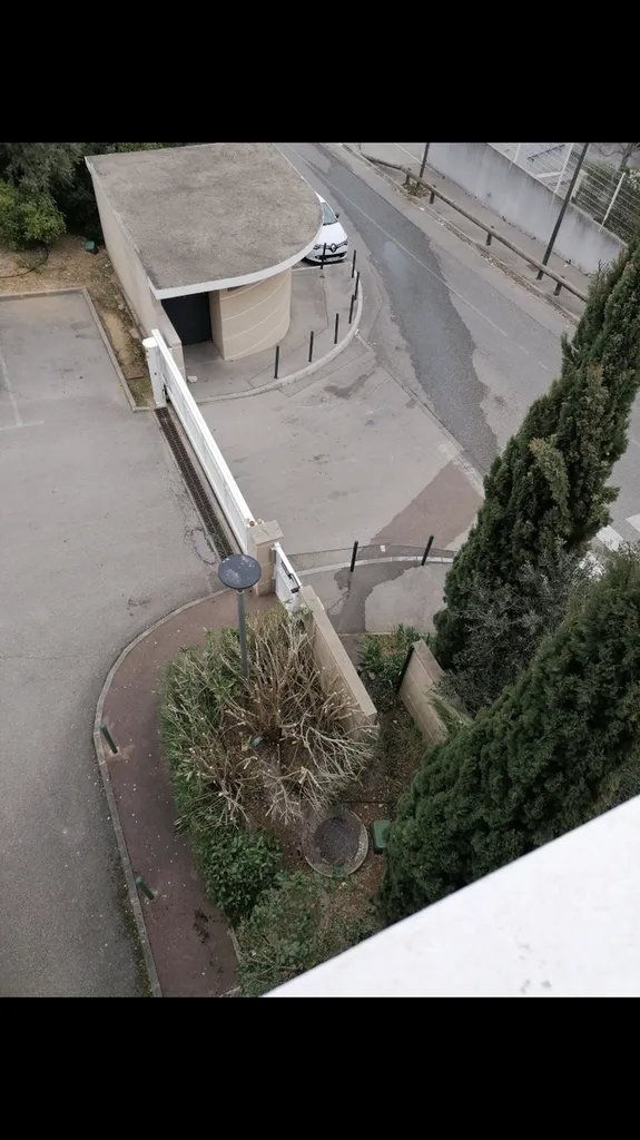 Débordement des eaux usées dans la rue